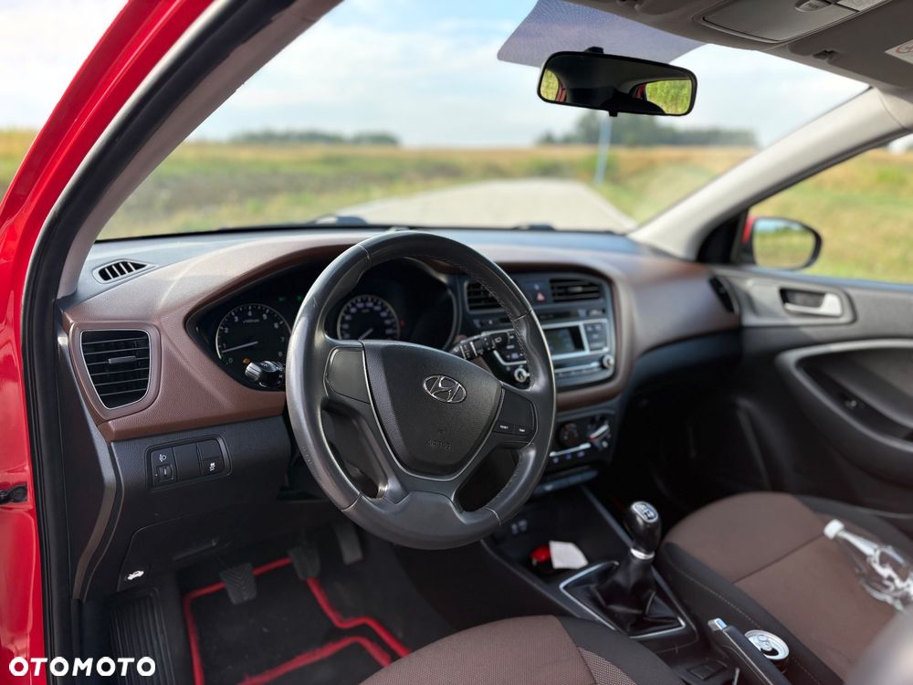 Hyundai i20 1.2 Fresh - 10