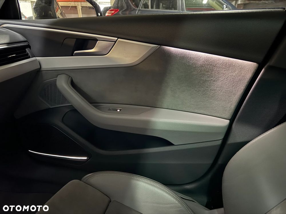 Audi A4 Avant 30 TDI mHEV S tronic - 35