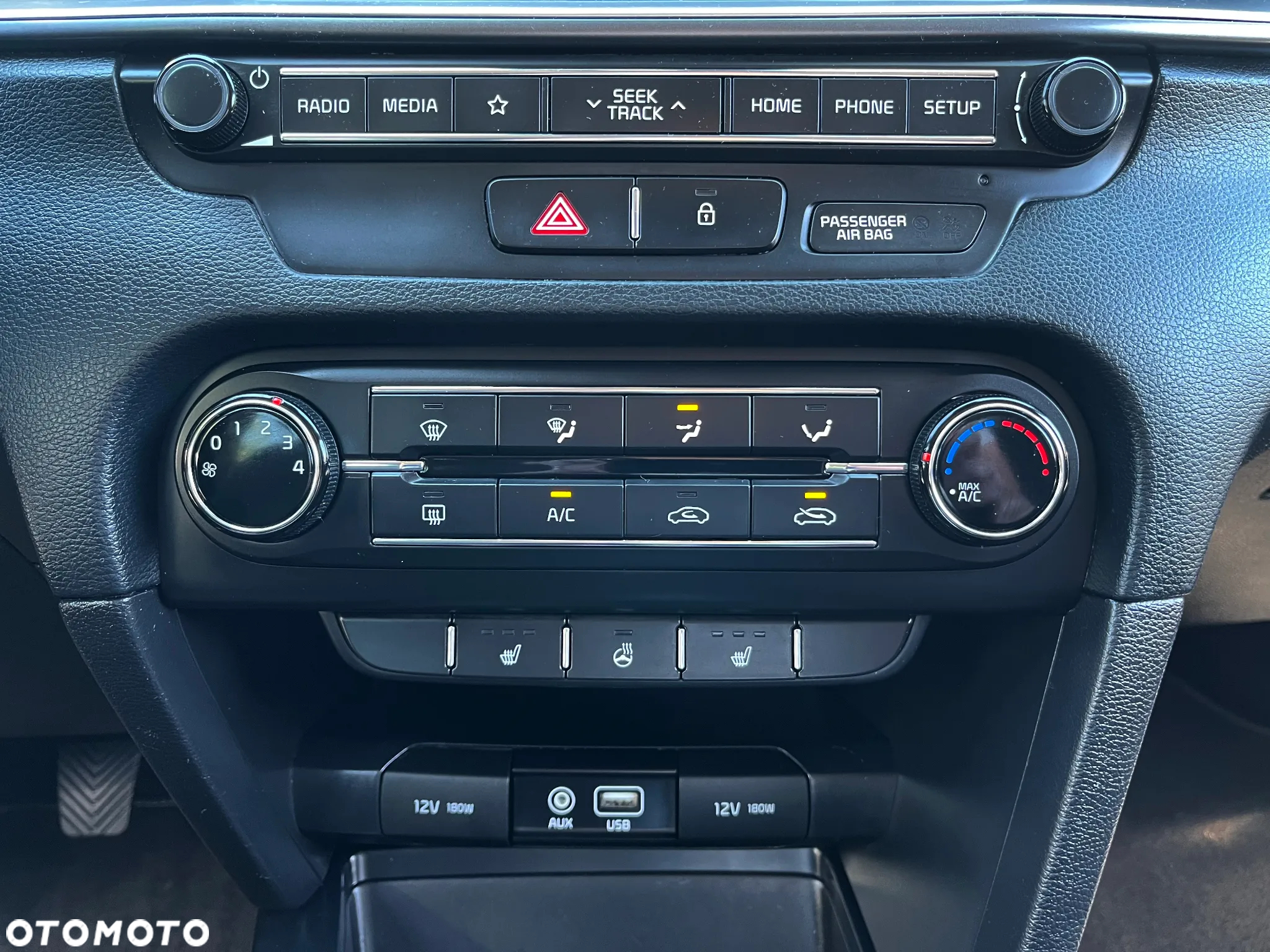 Kia Ceed - 26