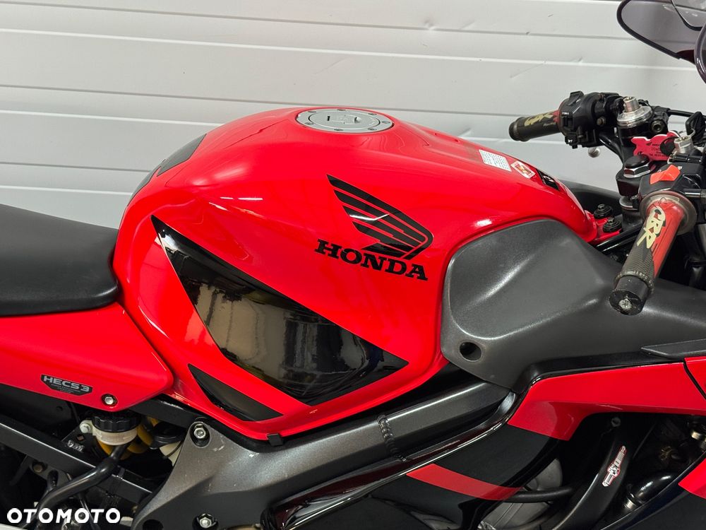 Honda CBR - 9