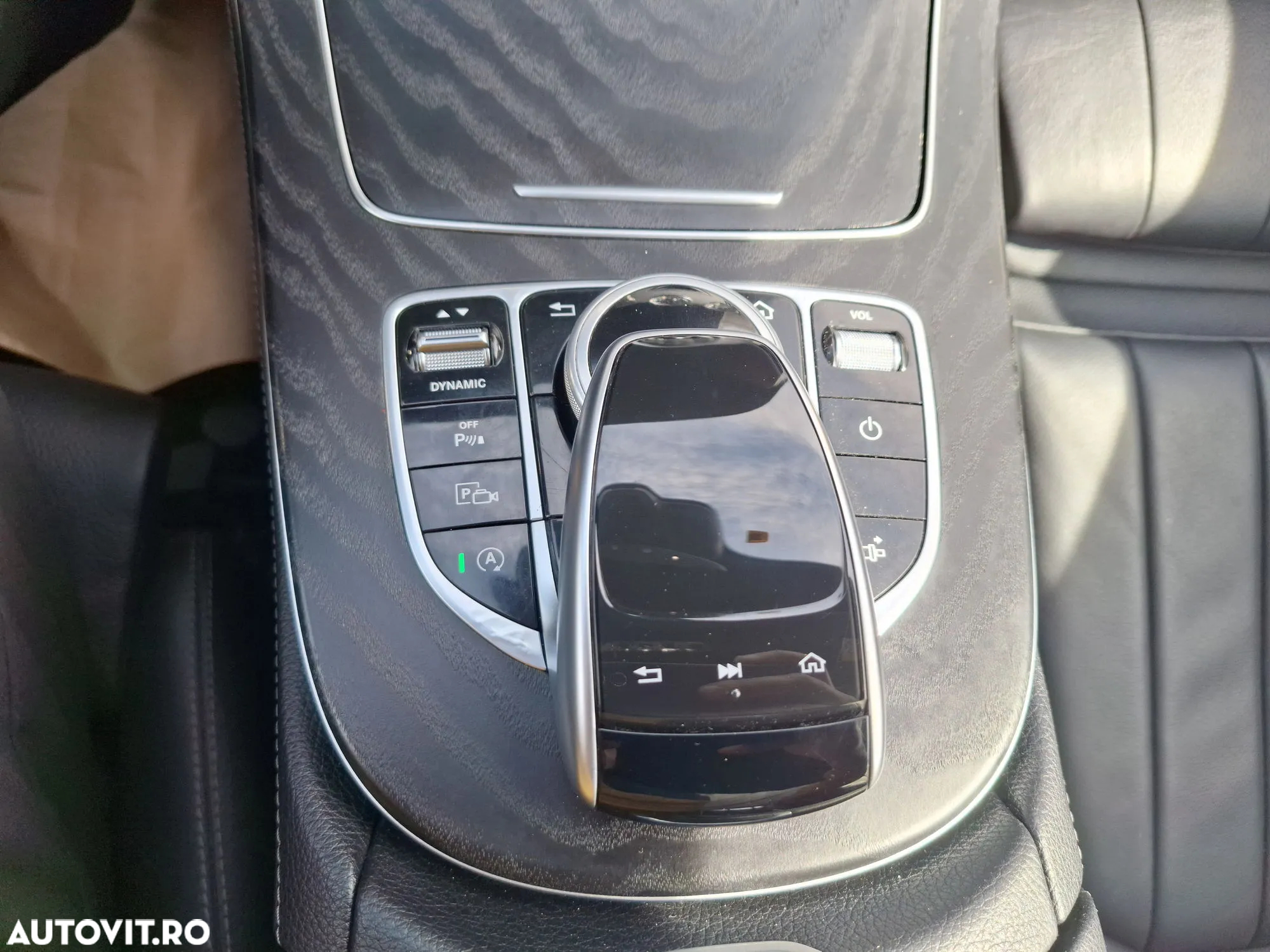 Mercedes-Benz E 220 d 4MATIC Coupe Aut. - 15