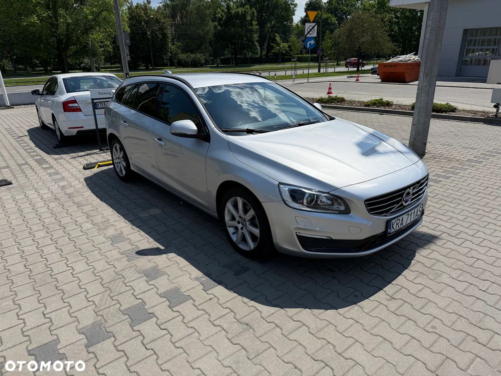 Volvo V60 D3 Drive-E Momentum - 2