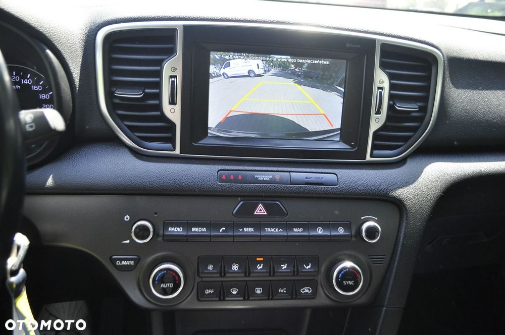 Kia Sportage - 16