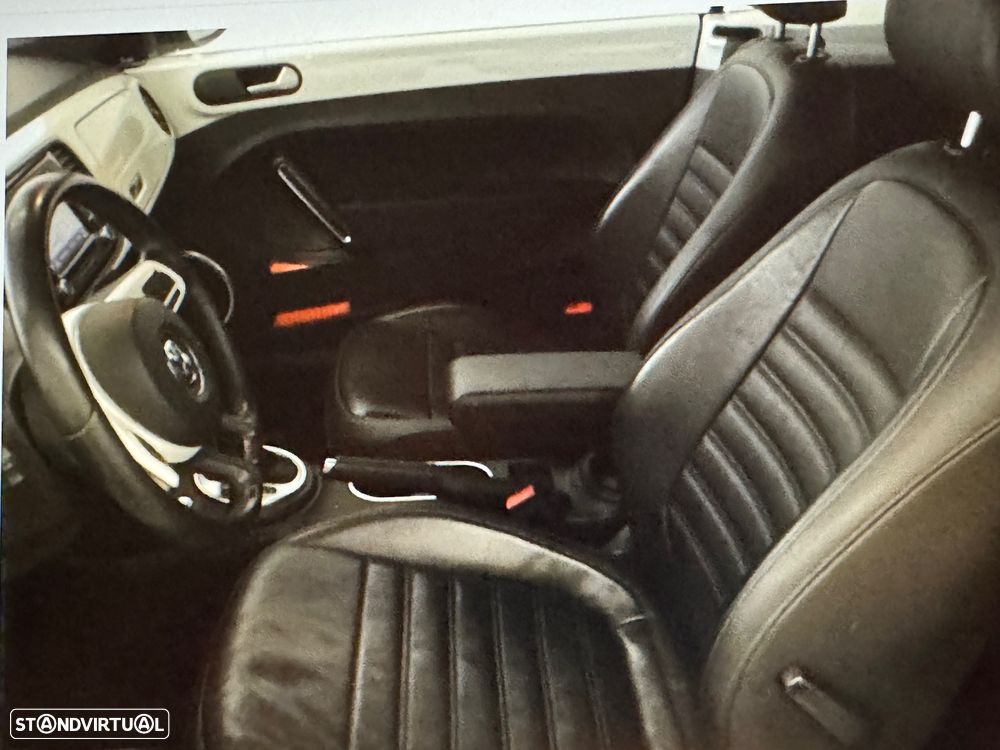 VW New Beetle Cabriolet 2.0 TSI DSG Exclusive Sport - 13