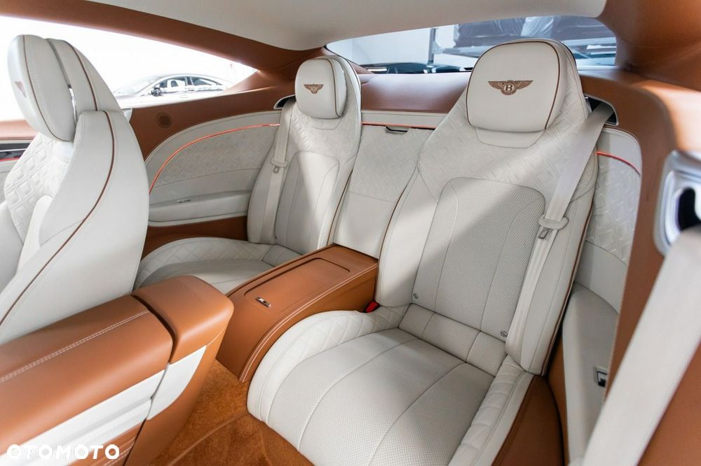 Bentley Continental GT - 29