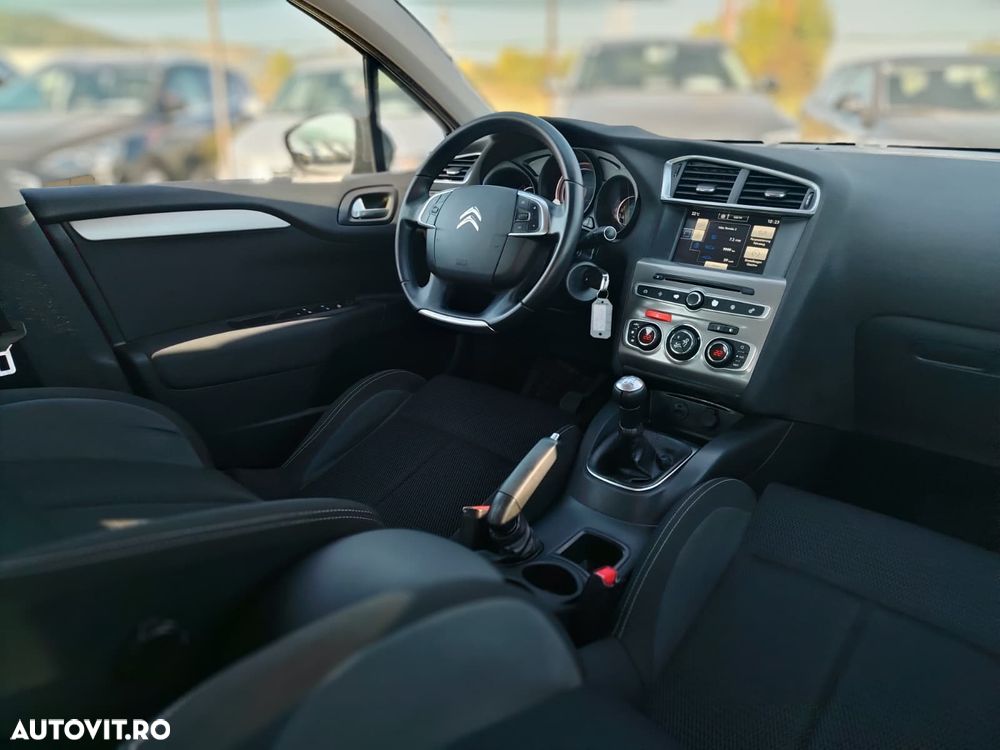 Citroën C4 PureTech 110 Selection - 6