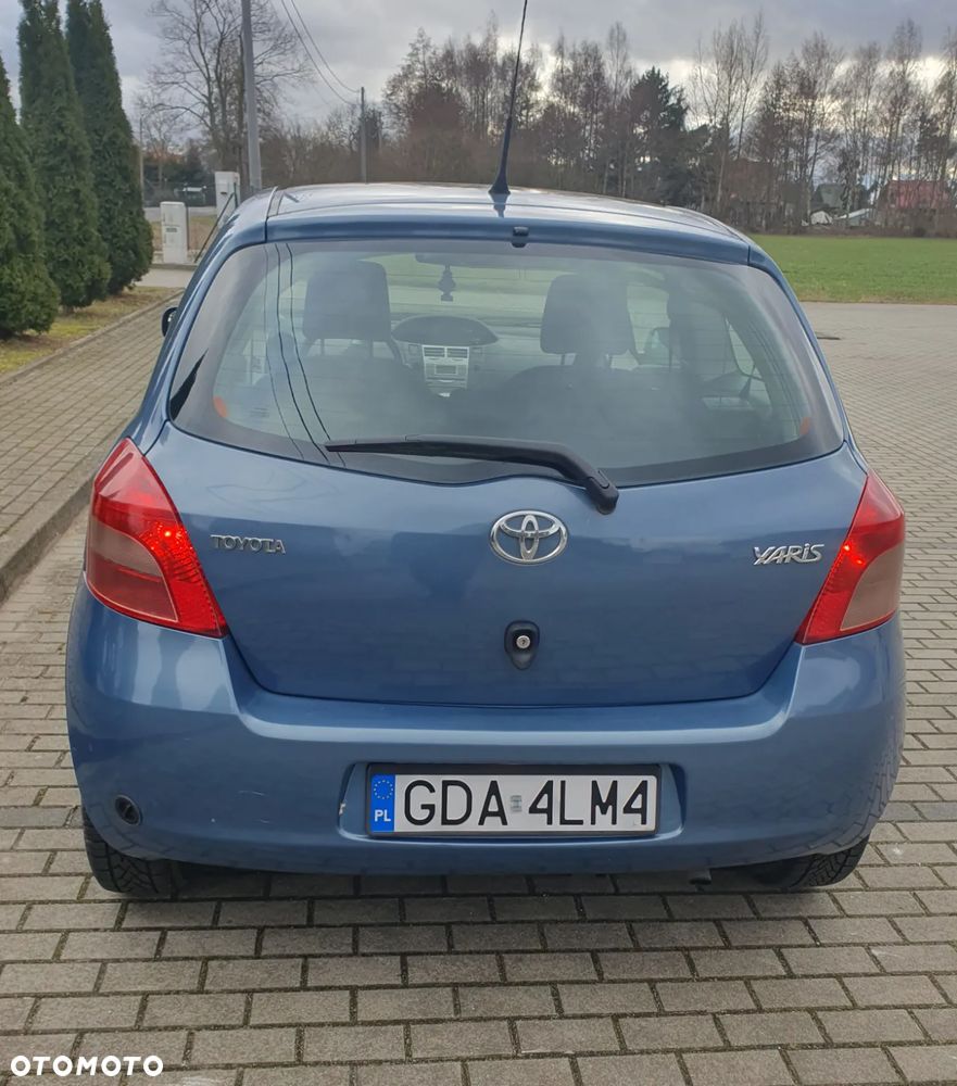 Toyota Yaris 1.3 Sol - 7