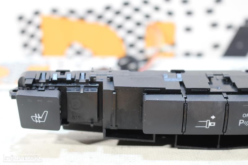 Conjunto De Botões Mercedes-Benz E-Class Coupé (C207)  A2078204010 / A - 2