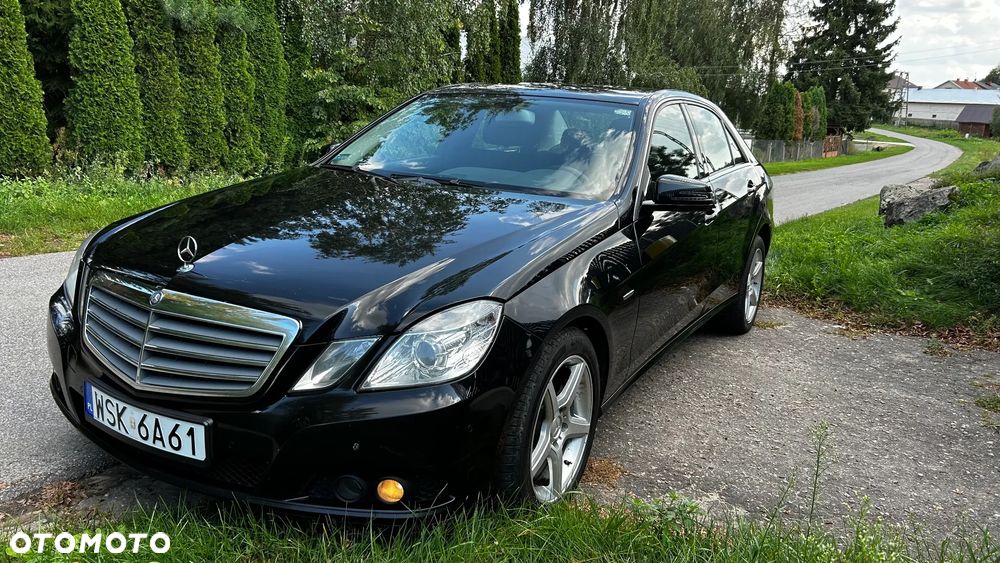 Mercedes-Benz Klasa E ver-220-t-cdi-dpf-blueefficiency-automatik - 1