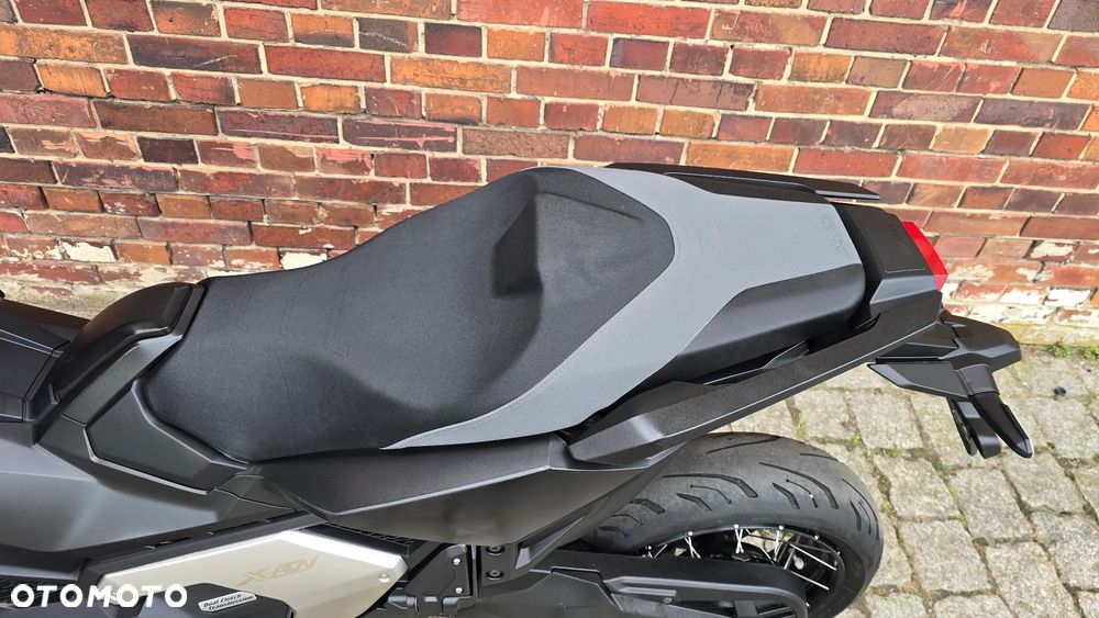 Honda X-ADV - 16
