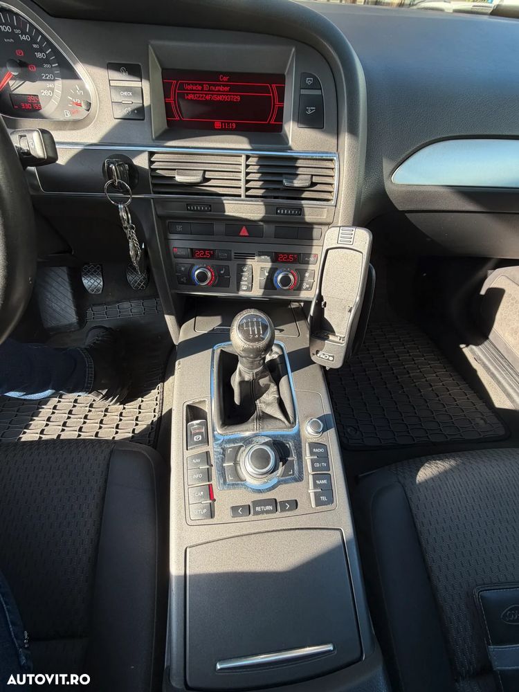 Audi A6 2.4 - 13