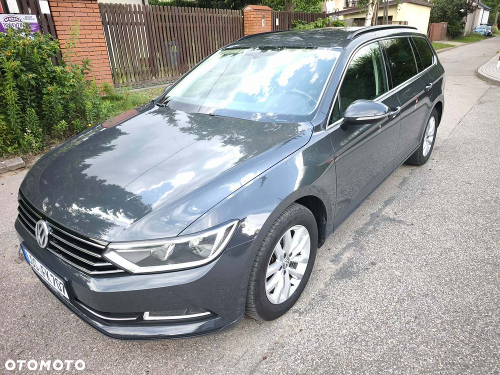 Volkswagen Passat 2.0 TDI SCR Trendline - 1