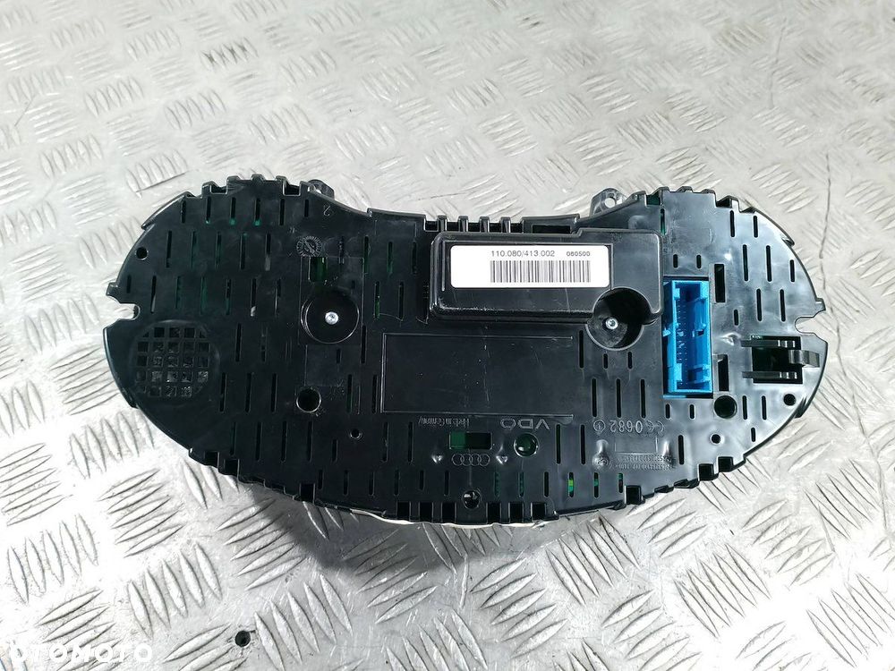 LICZNIK AUDI A3 8P 8P0920932K 1.9 TDI - 4