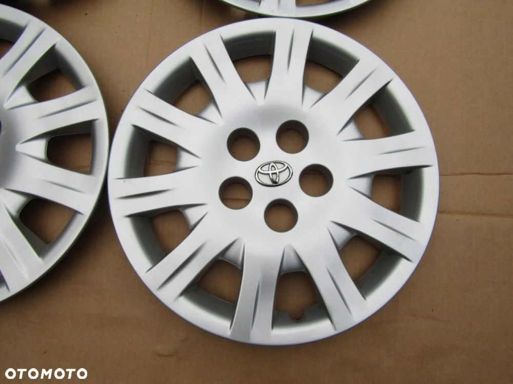 4x Kołpaki 16 Toyota Auris Avensis Prius Yaris Corolla Verso RAV4 RAV 4 - 8