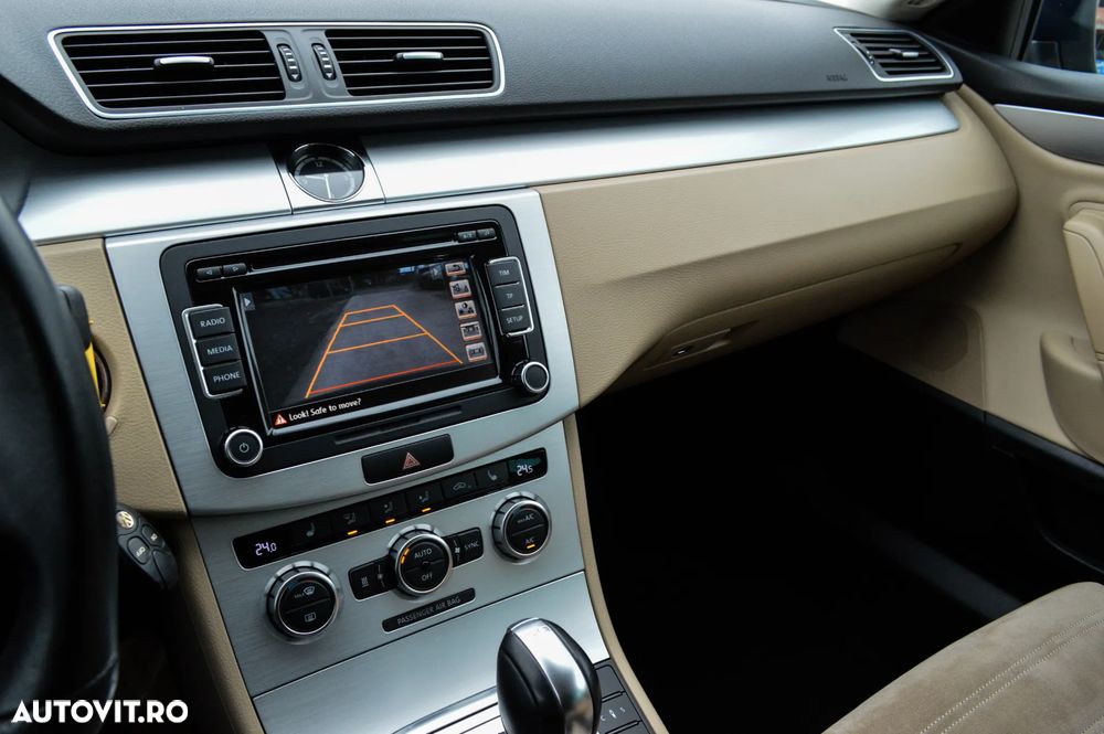 Volkswagen Passat CC 2.0 TDI 4Motion BlueMotion Technology DSG - 9