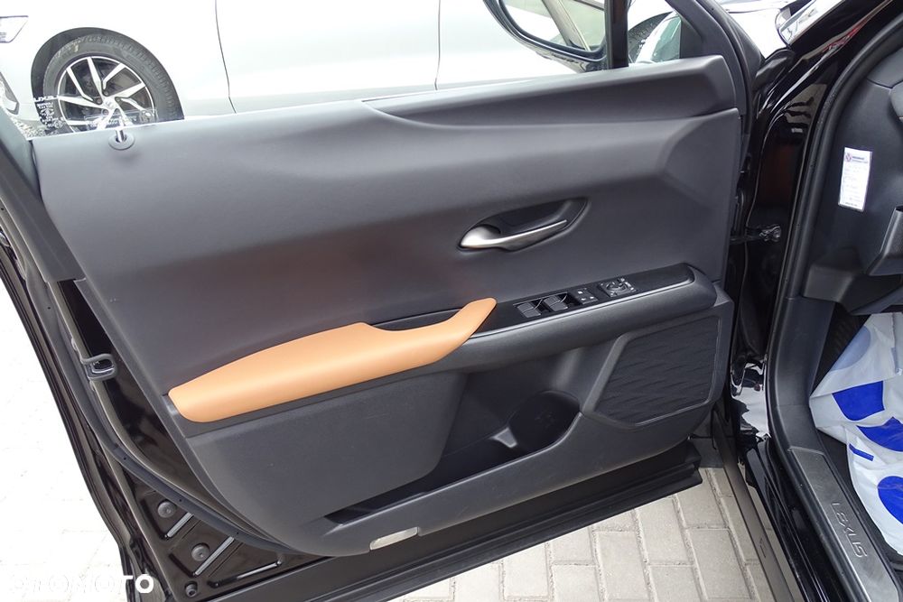 Lexus UX 300e 54.3 kWh Prestige 2WD - 22