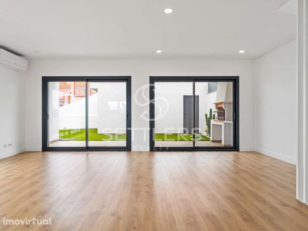 Moradia geminada T2 em Porto Salvo - Grande imagem: 3/22