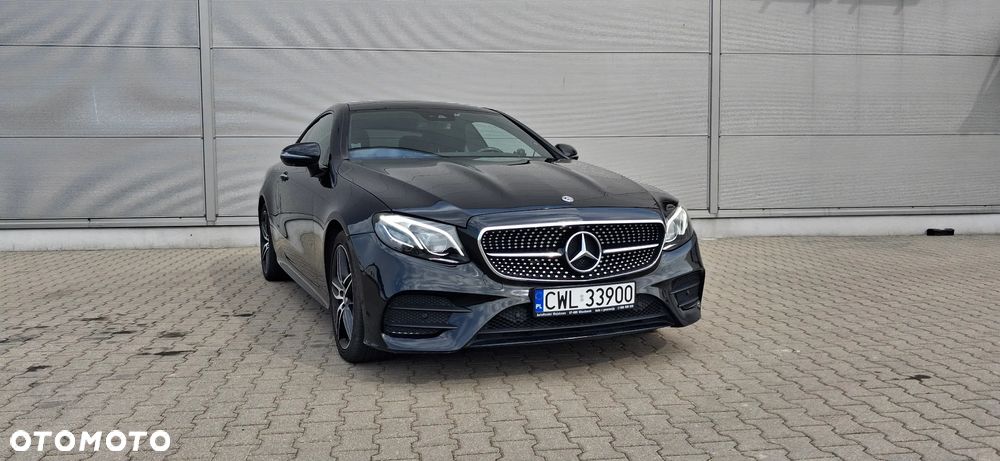Mercedes-Benz Klasa E 220 d 4Matic 9G-TRONIC AMG Line - 5