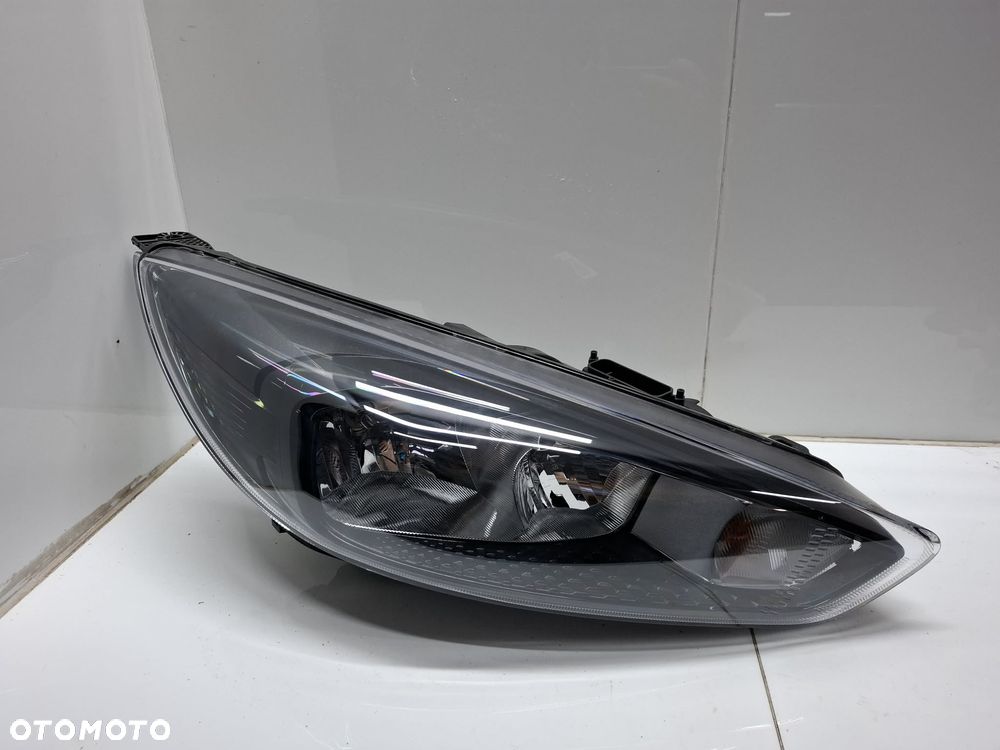 LAMPA PRAWA PRZEDNIA PRZÓD FORD FOCUS 14-18 III LIFT f1eb-13w029-pc IDEALNA - 2