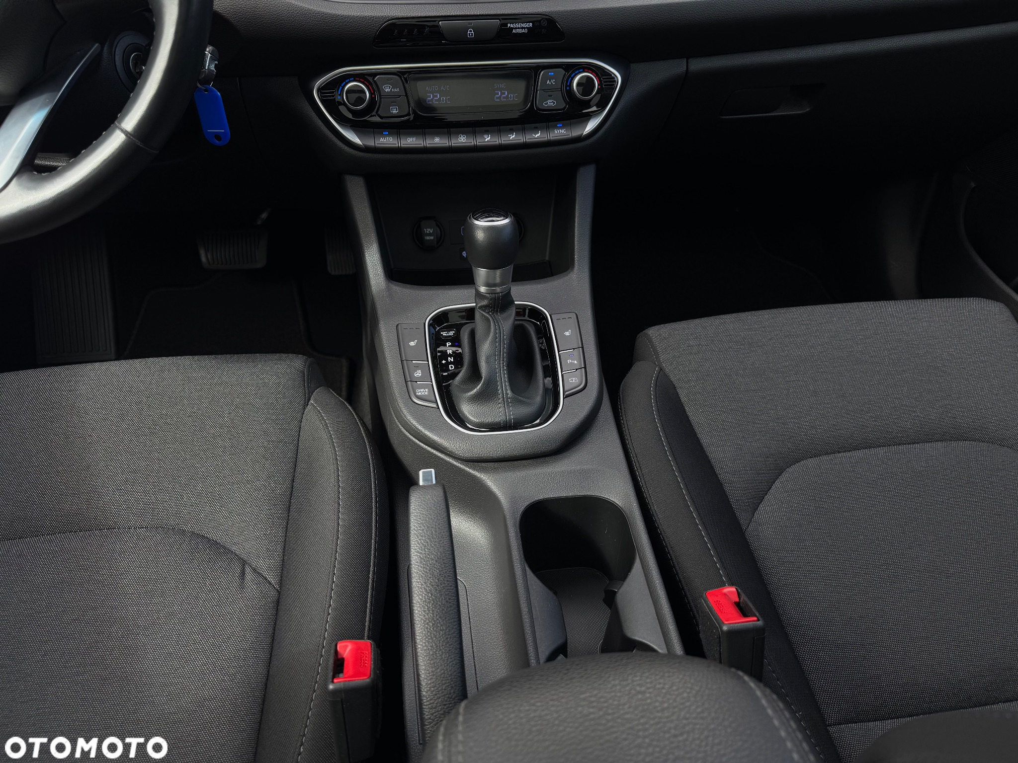 Hyundai i30 Kombi 1.6 CRDI DCT Passion Plus - 18