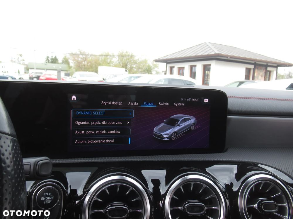 Mercedes-Benz CLA 200 AMG Line 7G-DCT - 22