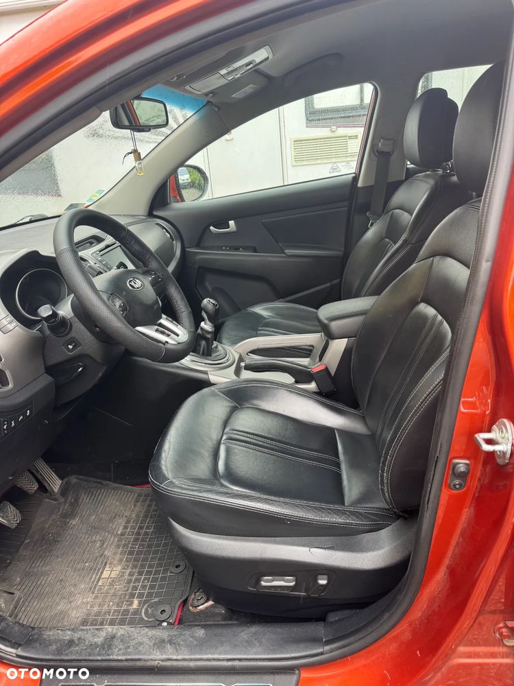Kia Sportage 2.0 CRDI L AWD - 5