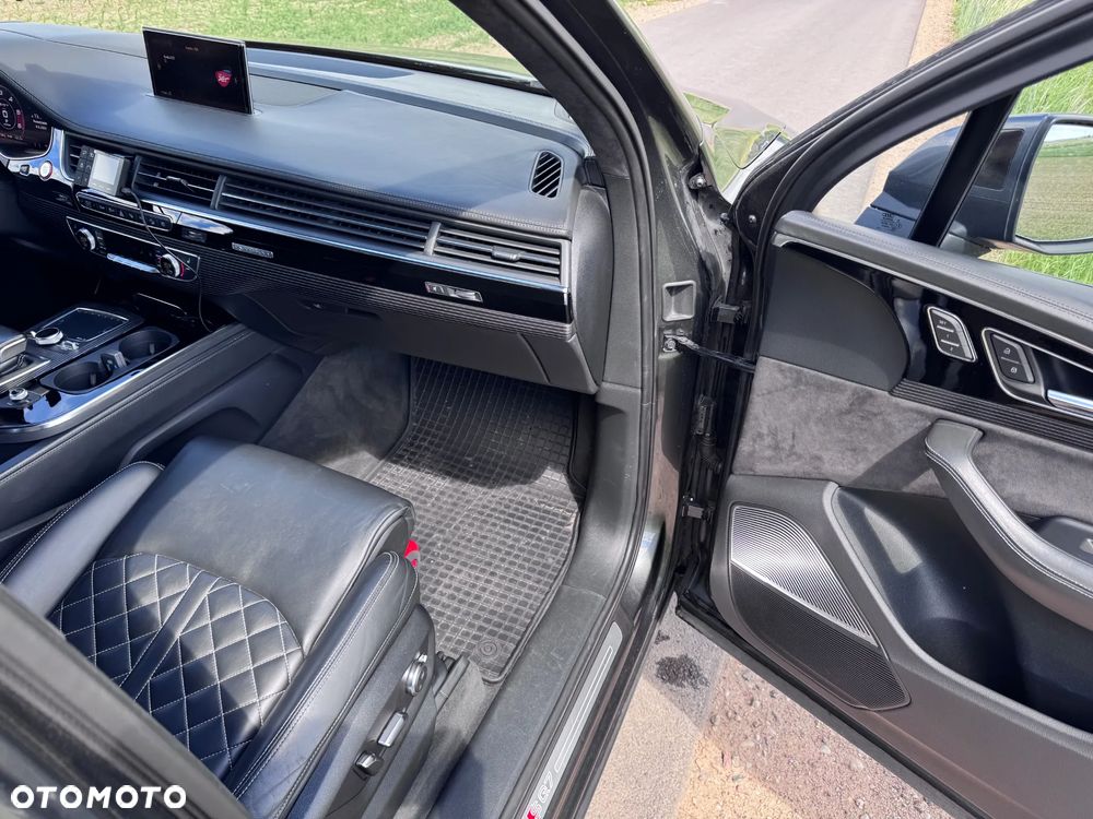 Audi SQ7 4.0 TDI Quattro Tiptronic - 16