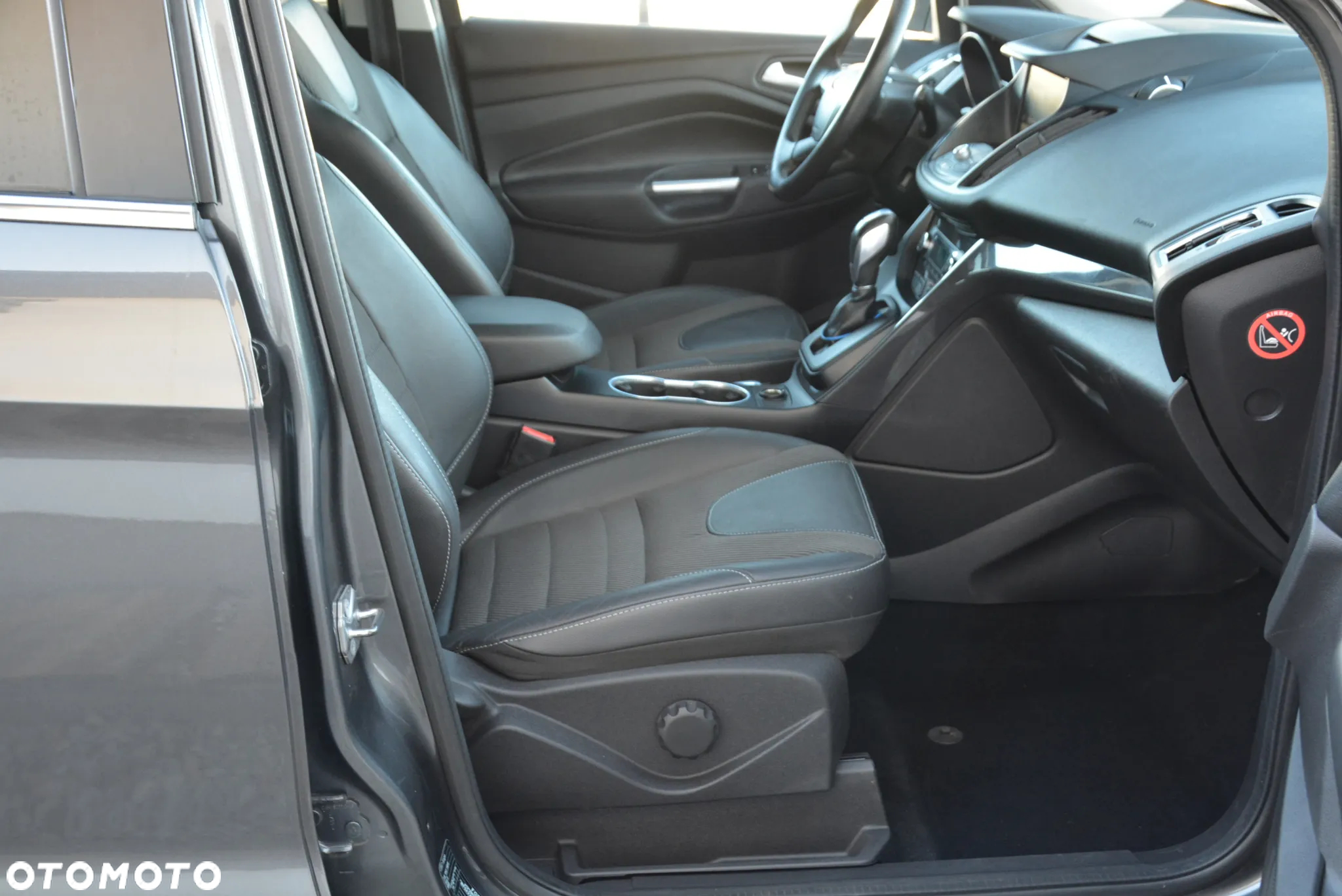 Ford Kuga 2.0 TDCi 4x4 Individual - 31