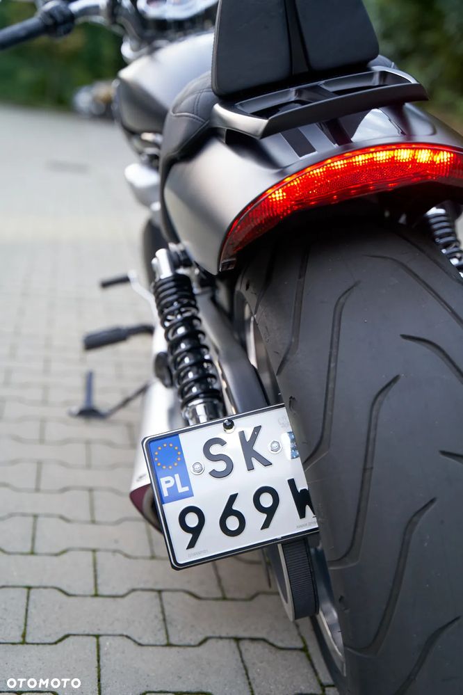 Harley-Davidson V-Rod Muscle - 38