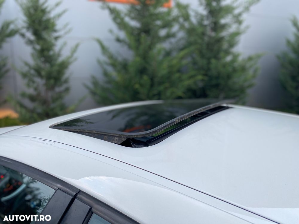 BMW Seria 1 120d DPF Aut. Edition Lifestyle - 16