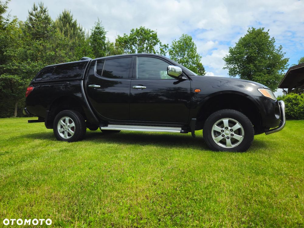 Mitsubishi L200 - 4