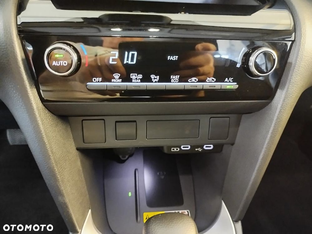 Toyota Yaris Cross Hybrid 1.5 Comfort - 21