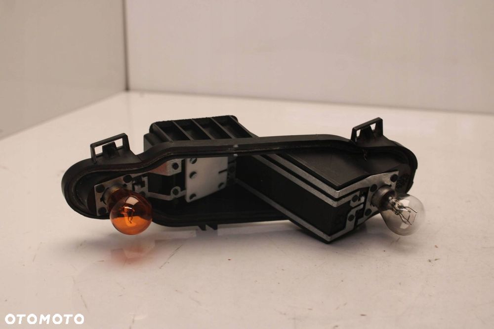 RENAULT SCENIC III 09R- WKŁAD LAMPY LISTWA ŻARÓWKOWA LEWY TYŁ 89089199 - 2