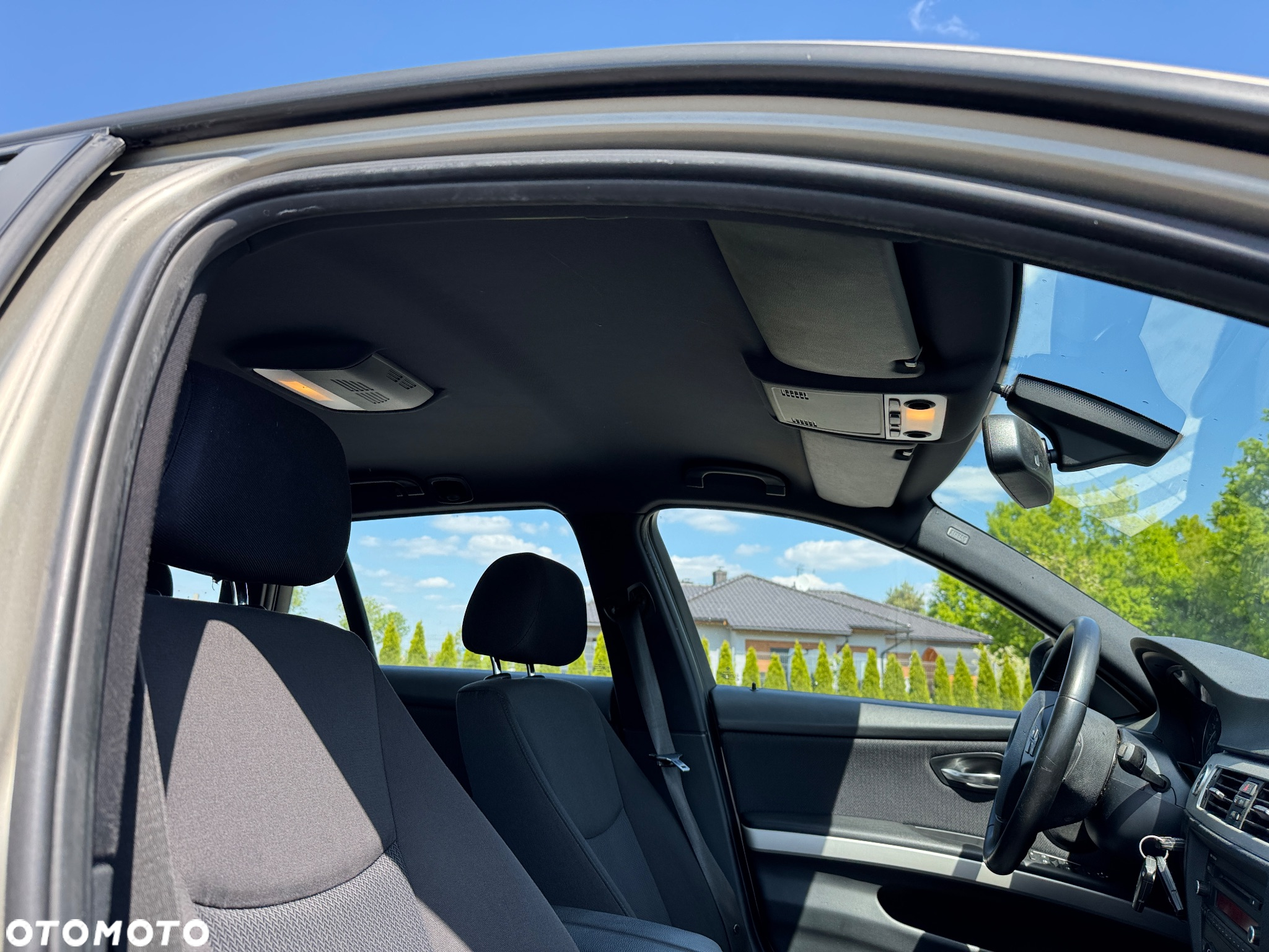BMW Seria 3 318d DPF Touring Edition Exclusive - 31