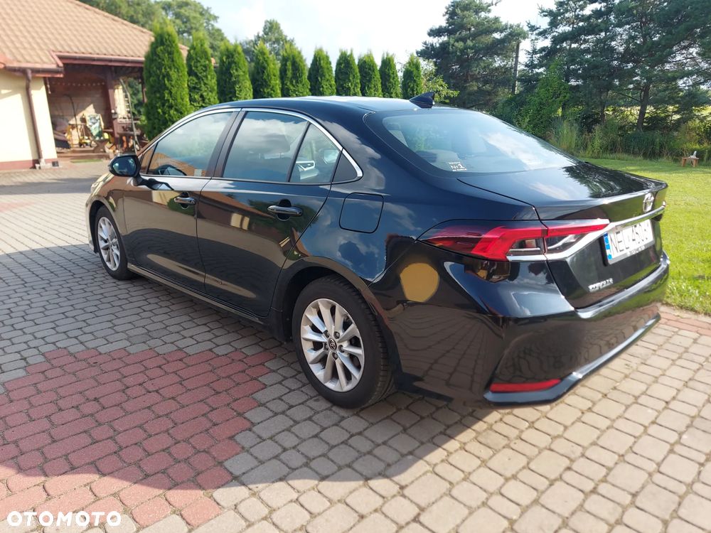 Toyota Corolla - 4