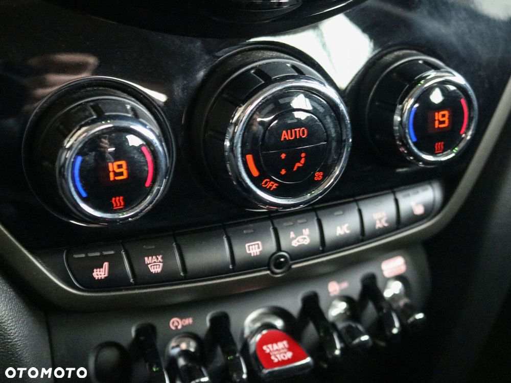 MINI Countryman Cooper Classic Trim - 23