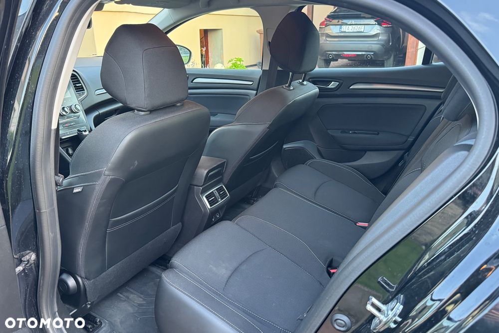 Renault Megane 1.0 TCe Zen - 12