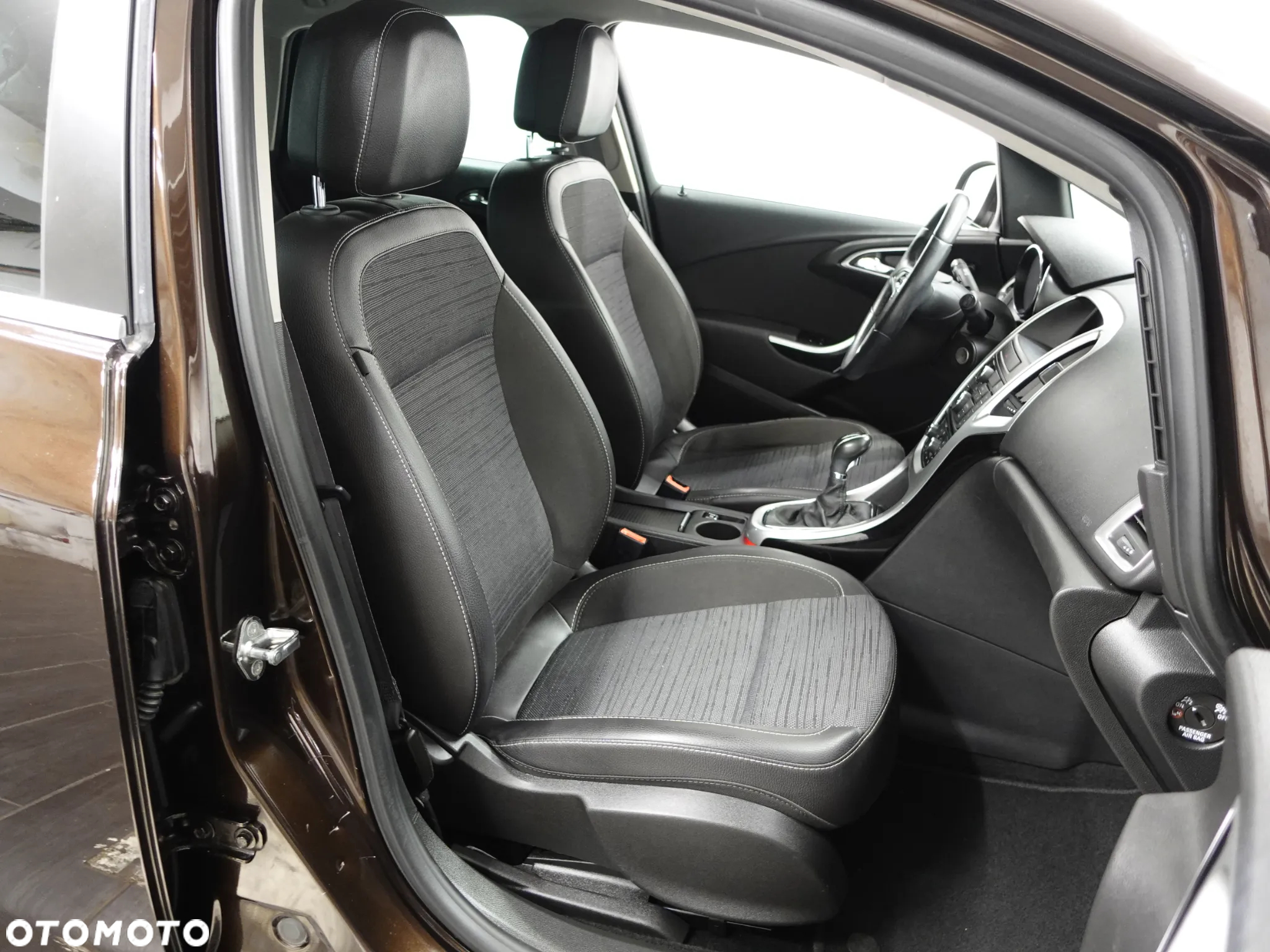Opel Astra 1.4 Turbo ENERGY - 27