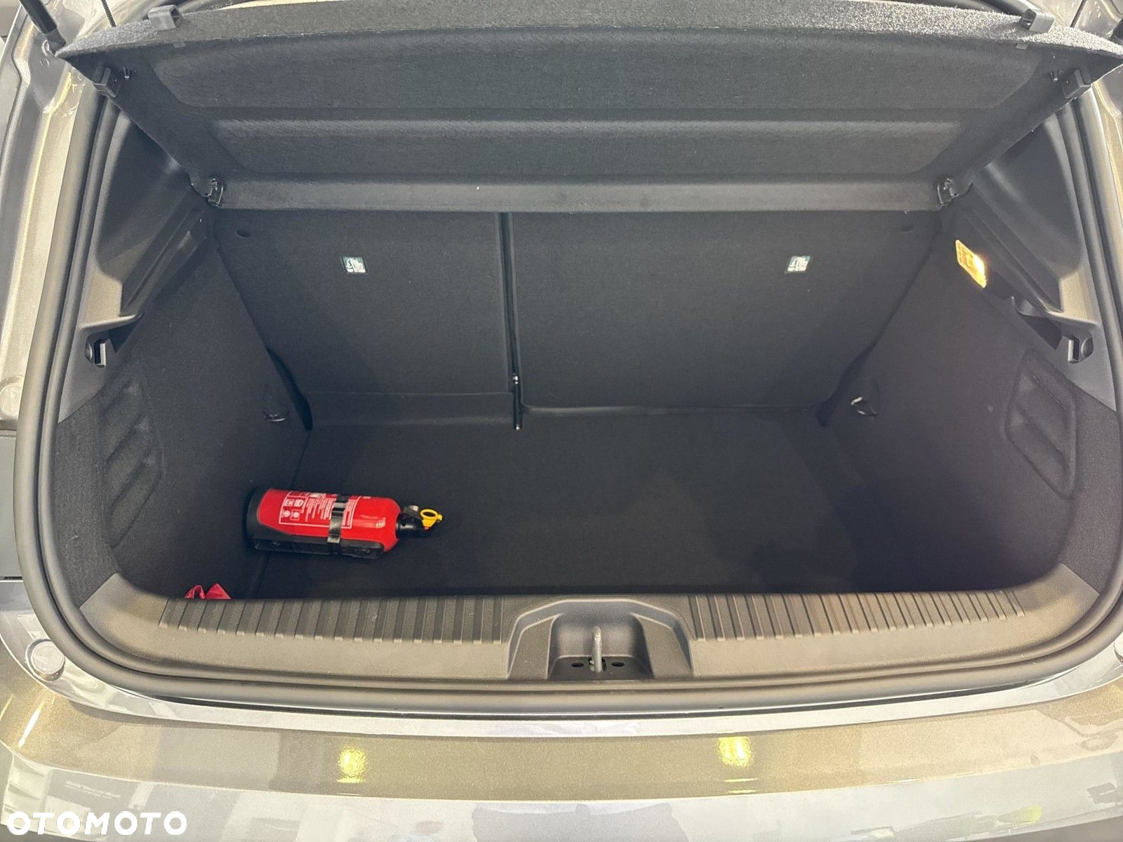 Renault Clio - 15