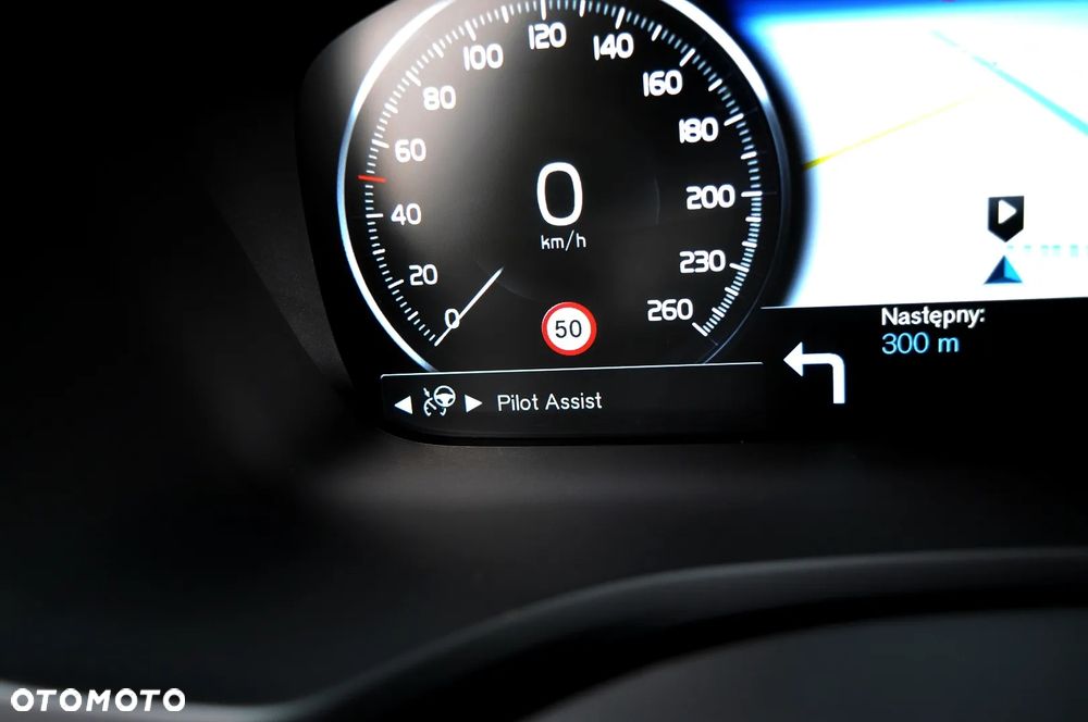 Volvo V60 D3 Momentum Pro - 37