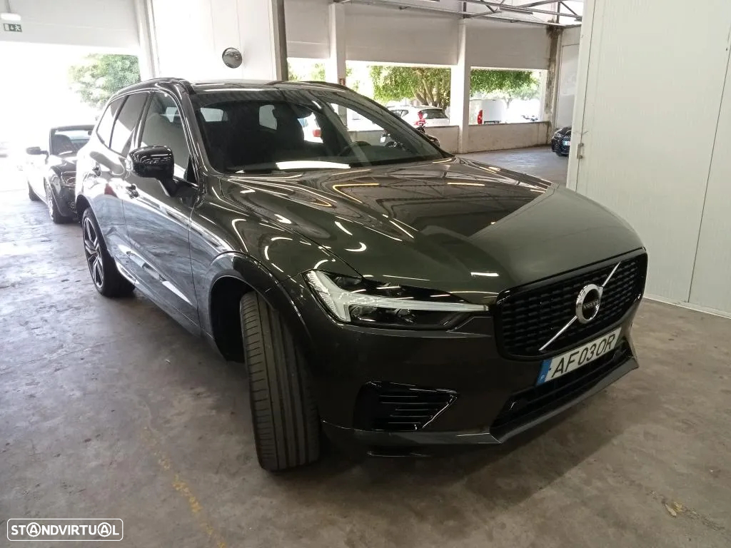 Volvo XC 60 2.0 T6 PHEV R-Design AWD - 4