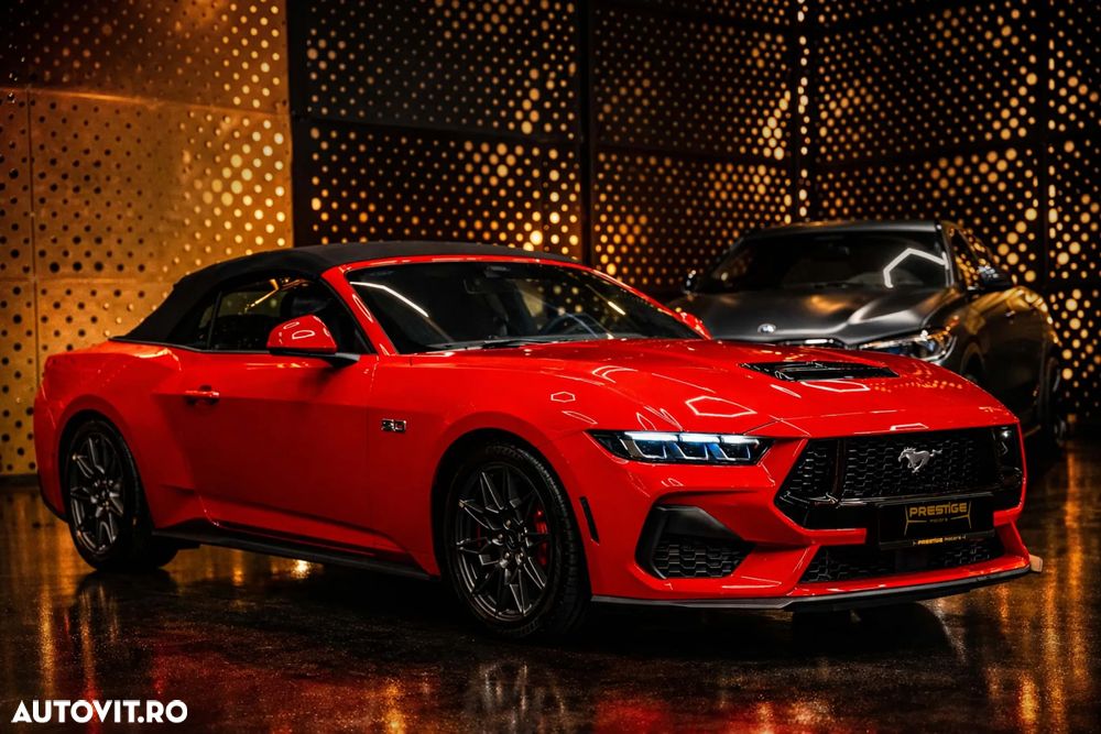 Ford Mustang - 6
