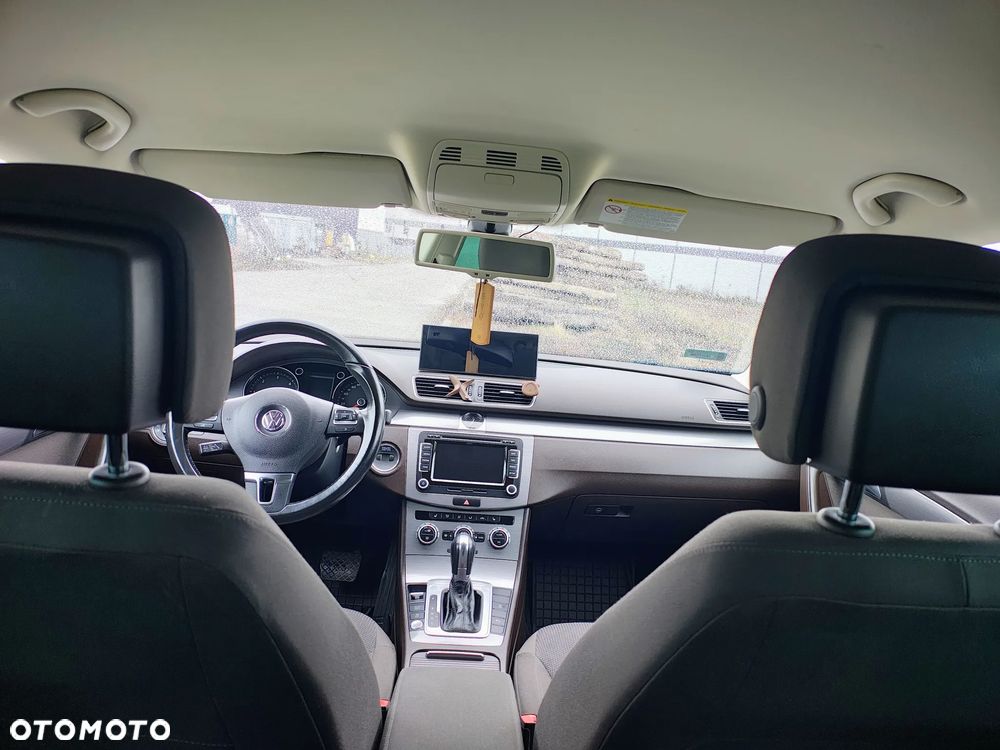 Volkswagen Passat Variant - 12