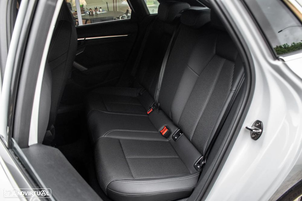 Audi A3 Sportback 40 TFSIe S tronic S line - 30