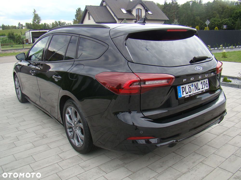 Ford Focus 1.5 EcoBlue STart-Stopp-System ST-LINE X - 9