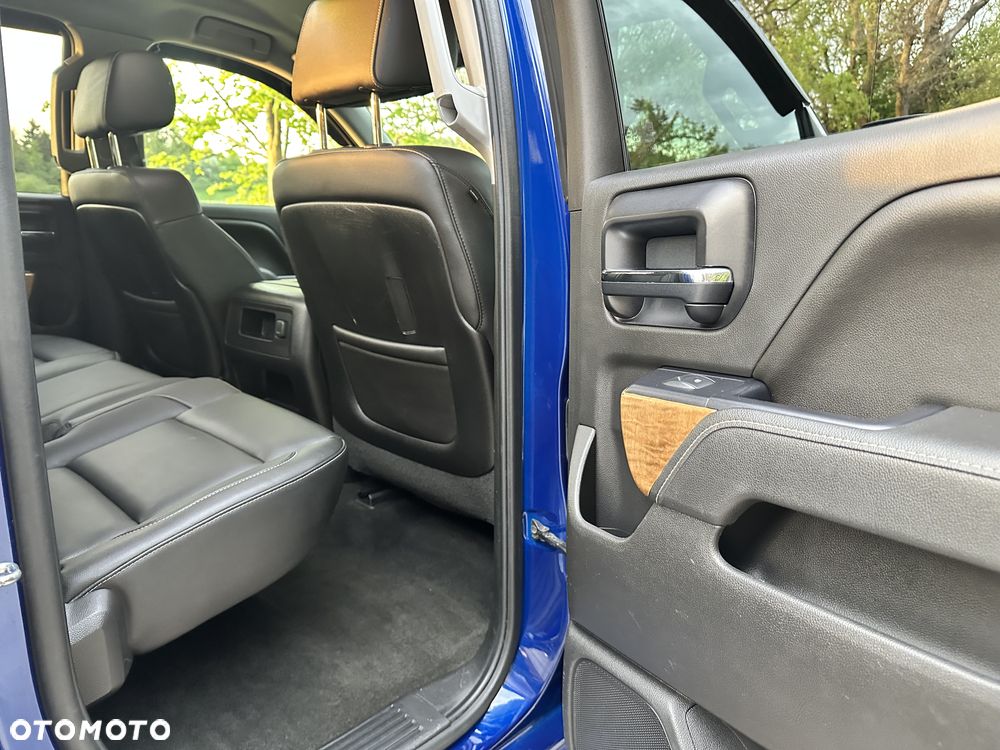 Chevrolet Silverado - 19