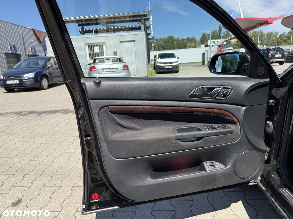 Skoda Superb 2.8 V6 Elegance - 25