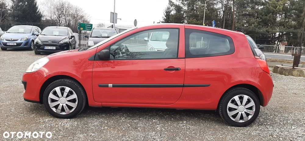 Renault Clio - 13