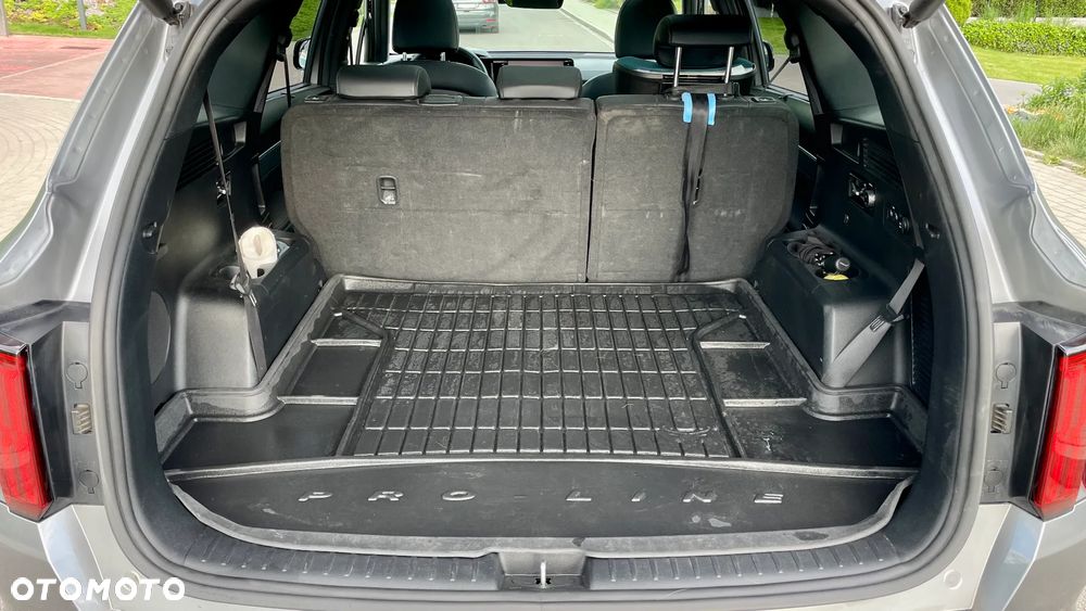 Kia Sorento 2.2 CRDi Prestige Line 4WD DCT 7os - 12