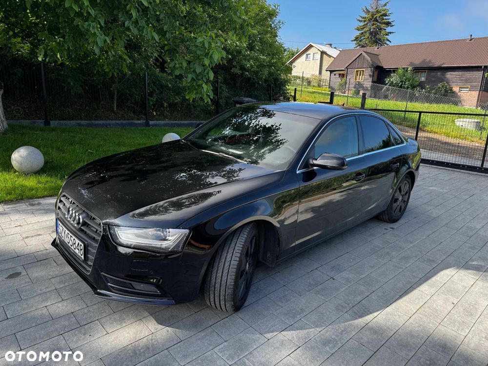 Audi A4 Limousine